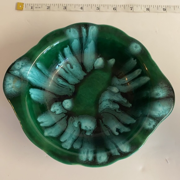 2PC Vintage 1980 Gorgeous Signed handmade pitcher and bow.Rich beautiful color. - Picture 7 of 8